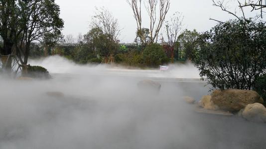 人造霧對(duì)景觀有什么裝飾設(shè)計(jì)功效？